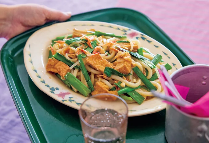 ビーフンの代わりにうどんでアレンジ「うどんパッタイ」