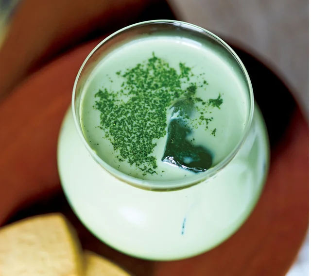 家ならコスパ最高！抹茶や麦茶を使ってカフェ風ドリンクを作ろう♪