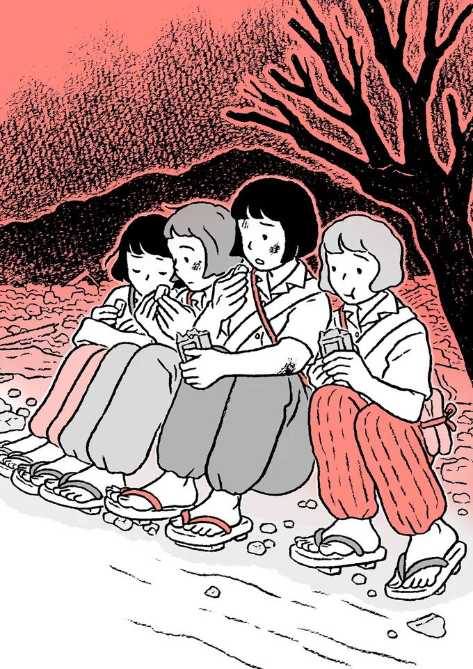 3人の同級生と出会いました。私とは違う工場から逃げてきたようです。私たちは、そこにいた数人の男の人に「ここから先は行かない方がいい」と止められました。その人たちと一緒に私たちも道端で夜を明かすことにしました。爆弾がどこに落ちたのかは、まだわかりませんでした。（『わたくし96歳が語る 16歳の夏〜1945年8月9日〜』より）