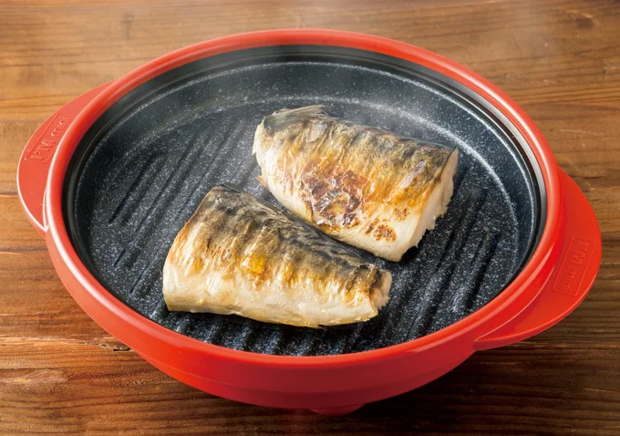 驚きの皮パリッ、中ジューシー!電子レンジで本格的な焼き魚を