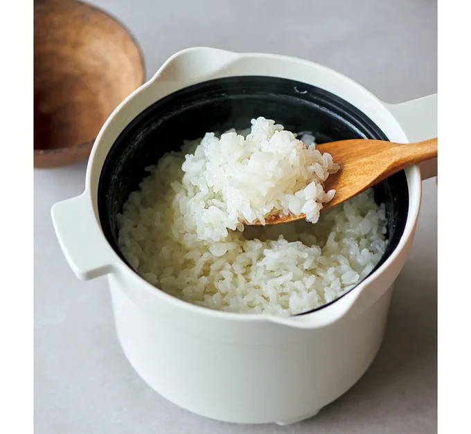 レンジでチンして土鍋で炊いた仕上がりに！多忙な人にこそ使ってほしい「多機能調理ポット」