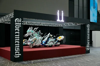 東京ドーム、京セラドームでファンを沸かせたドラゴンバイク。ワールドツアー日本公演では、G-DRAGONがドラゴンバイクに乗って会場を走るという演出が話題に！（写真は東京会場）