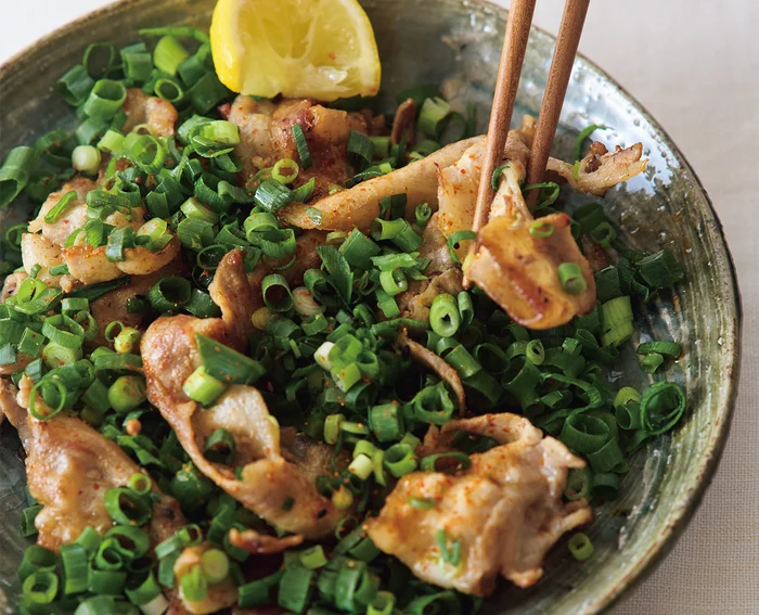 【丹羽家のおうち天才ごはん】小ねぎはとにかくたっぷりで！ お酒にも合う「豚のさっぱりねぎがけ」（5）