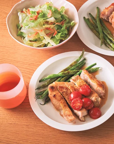 甘酸っぱいトマトソースでごちそう感たっぷり「チキンソテー ミニトマトソース」
