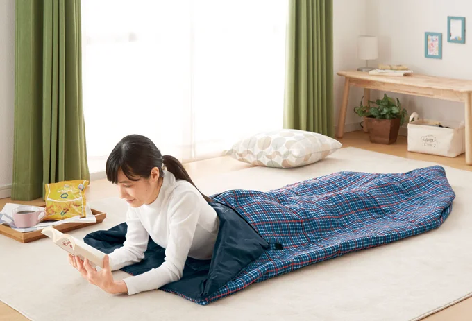 こんなに薄いのにあったかふだん使いもOK の寝袋