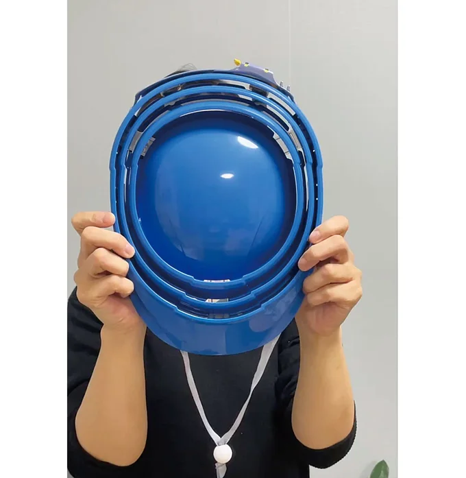 折り畳めてすぐかぶれるものがおすすめ