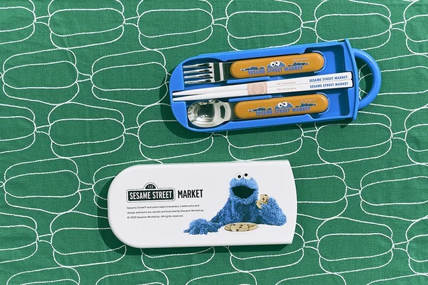 「カトラリーセット」(2420円)