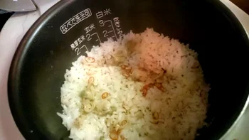  無洗米とパスタソースのみで水すらいらないから、アウトドア料理としてもおすすめできそう