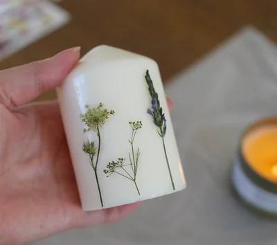  薄い押し花を使うのがオススメです