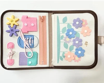 お子様が指先を使って遊びながら学べる知育玩具　　ページをめくると▶