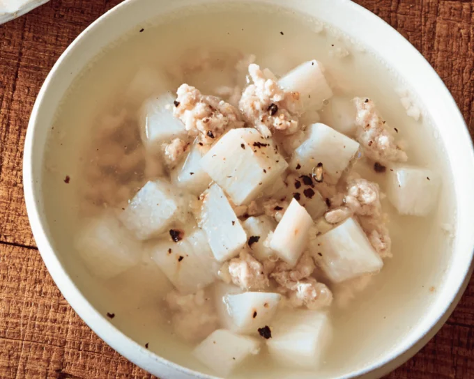  とりひき肉と長いものしょうがスープ