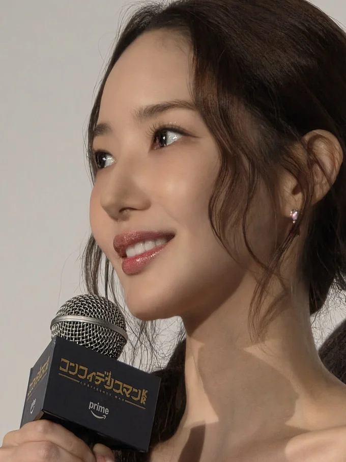 圧倒的美貌を披露したパク・ミニョン。どの角度からでも本当に美しい!