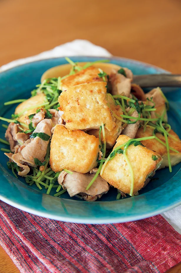 豚こま・豆腐・豆苗で、ボリュームコスパ炒め！「豆腐のうま塩チャンプルー」【節約おかず】