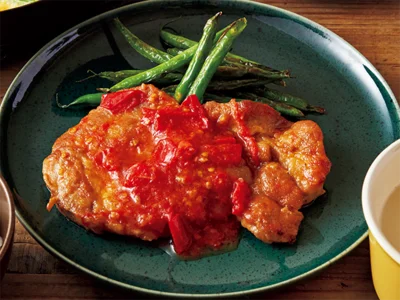 豚肉のソテートマトソースがけ