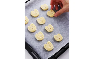 1cm厚に切って天板に並べる