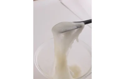 ゴムベラでよくこねる