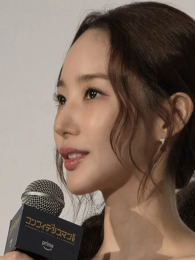  どんなファッションも似合うパク・ミニョン。今回の変身ファッションも楽しみ！（9月4日、TOHOシネマズ六本木ヒルズにて開催された配信記念イベントにて）