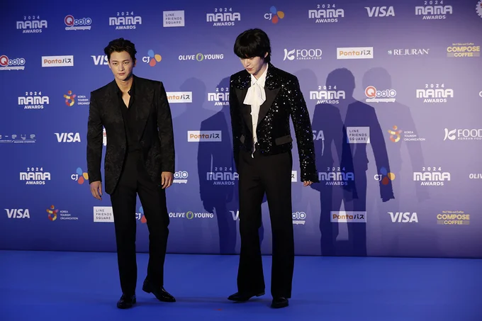 「MAMA AWARDS（Mnet ASIAN MUSIC AWARDS）」に登場したソ・イングクとアン・ジェヒョン撮り下ろし