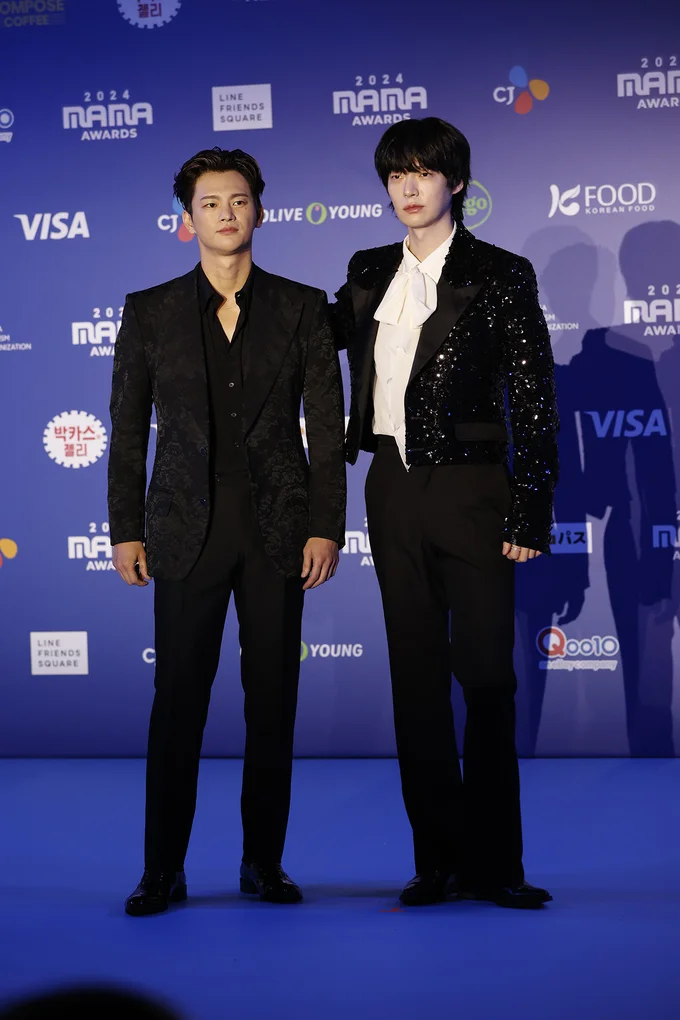 「MAMA AWARDS（Mnet ASIAN MUSIC AWARDS）」に登場したソ・イングクとアン・ジェヒョン撮り下ろし