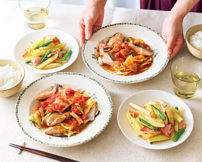 「鮭とキャベツのトマト煮」の献立