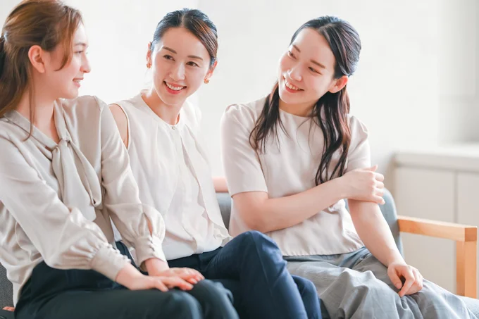 新しい場所は出会いのチャンス!誘いに乗れば一生の友達ができるかも