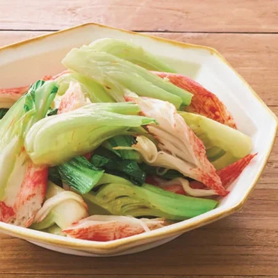 しょうがの爽やかな風味が食欲をそそる「チンゲンサイとかにかまのしょうが炒め」