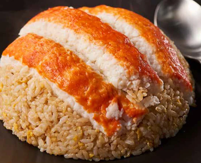 買ってのせるだけで格上げ⁉「たらば（っぽい）チャーハン」