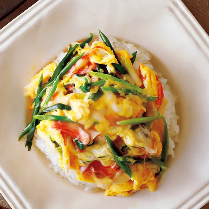 あんをかけると極上のおいしさに変身「かに玉風ご飯」