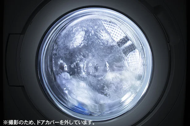 高濃度の洗剤液で汚れを浮かせて落とす「ナイアガラ洗浄」