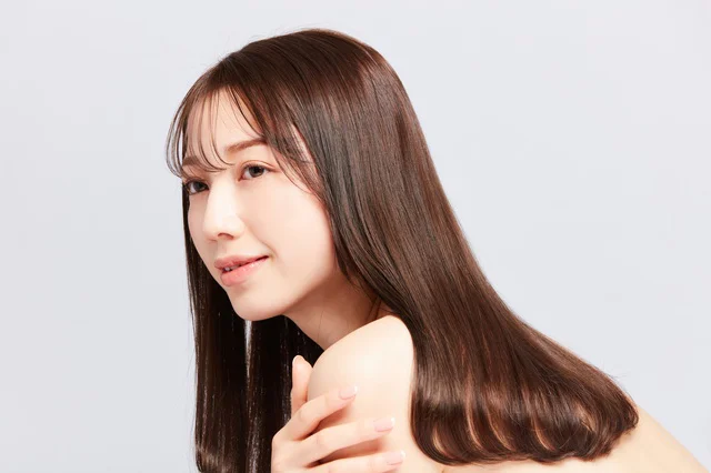 とかすだけでうるツヤ髪に！大人気ヘアブラシから新商品が登場
