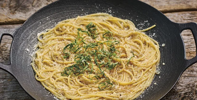 【マルチグリドルで麺料理】にんにく×七味が絶品！「至極のペペロンチーノ」