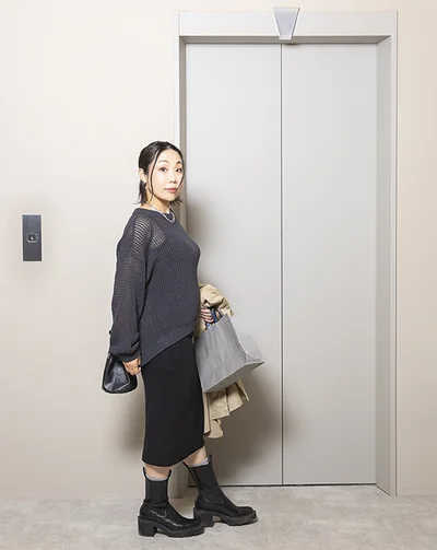 【アフター写真】メッシュニットを羽織るだけですっきり見え！