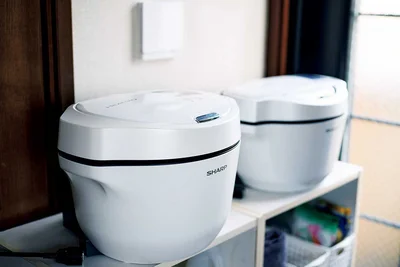 ラム式洗濯乾燥機、食器洗い乾燥機、全自動お掃除ロボット、2台のホットクック（水なし自動調理鍋）をフル活用