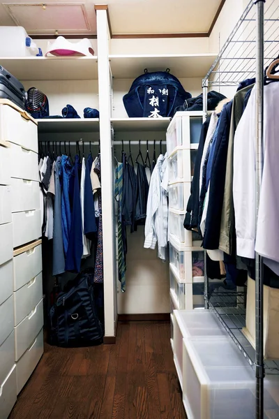 ムダな服を持たない工夫