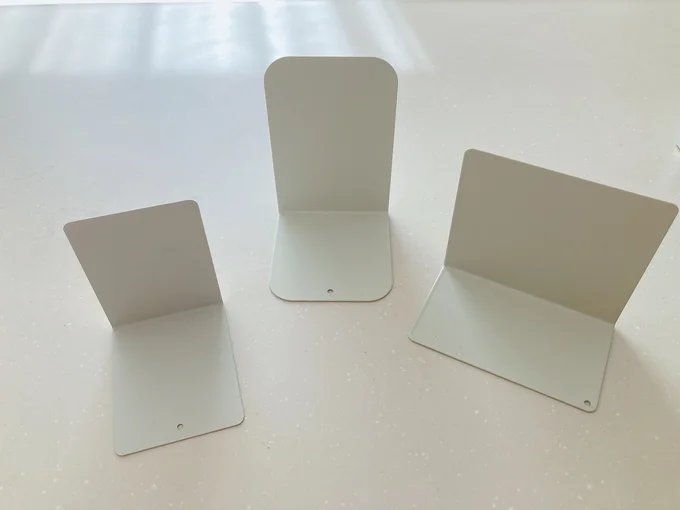 セリアのブックエンド