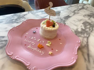 ぽん助ちゃん、2歳のお誕生日おめでとう！▶しっかりした足取りで歩きます（⇒次へ）