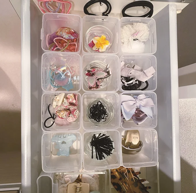 靴下カップはアクセサリー類の収納にも!