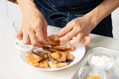 目立つ骨を取っておくだけで食べやすさ◎
