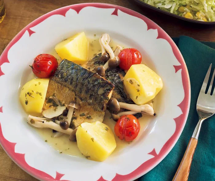 塩さばのうまみ×バジルの香りが生きる「じゃがいもと塩さばのアクアパッツァ風」