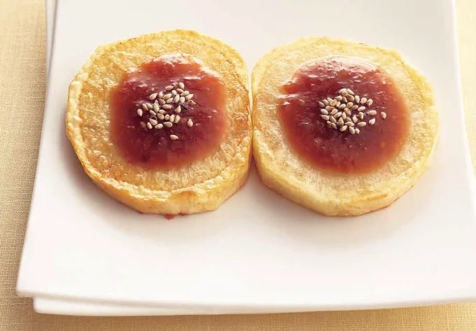 ほくほくのいもに甘辛みそだれが合う