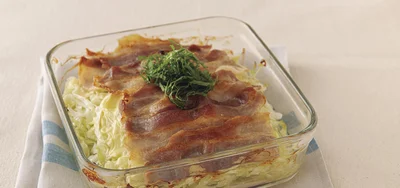 焼き上がったらハサミで切ると食べやすいよ！