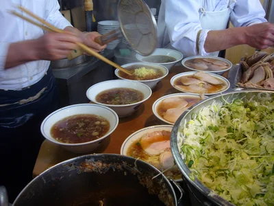 ラーメン店では刻みネギは必需品