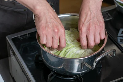 キャベツは最後の1枚がちぎれていなければOK。