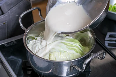 豆乳だしを加えてから火にかけること。