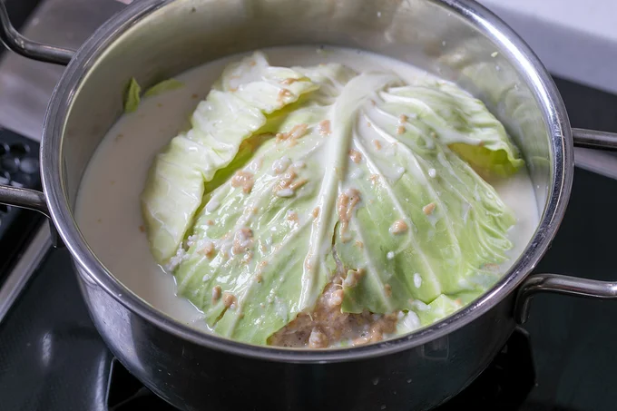 豆乳は吹きこぼれしやすいので、弱火をキープ。