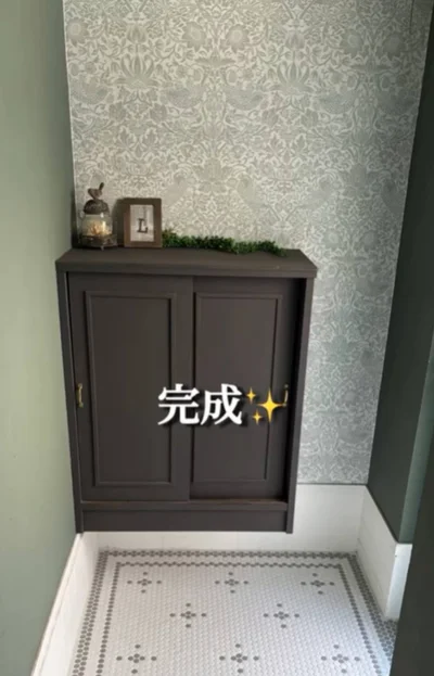 洗練された雰囲気のアフター画像▶キッチンカウンターのビフォー画像（⇒次へ）