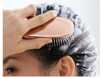 頭皮を健康にし、ツヤとボリュームのある髪に！