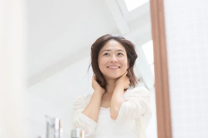 白髪を染める前にできるホームケアとおすすめの商品