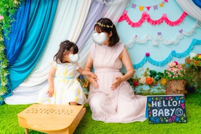 お腹の赤ちゃんが気になるのかな▶今回は大人しいと思ったら…（⇒次へ）