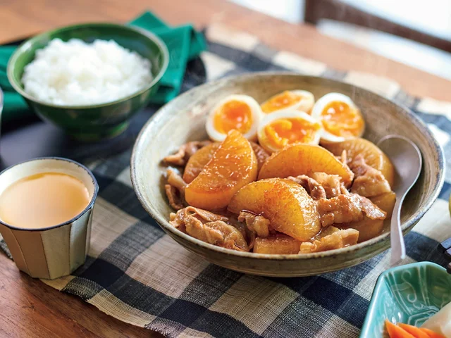 下ゆでなしで大根がやわらかになる新しいテク！「豚バラ大根のにんにくオイスター煮」